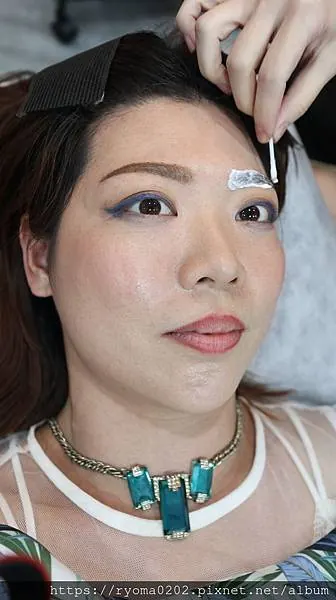 【霧眉/飄眉/繡眉推薦】艾偲維娜國際持久彩妝~是資深美妝部落客噹噹媽每天省時省力不用畫眉毛的偽素顏好幫手喔! 圖13